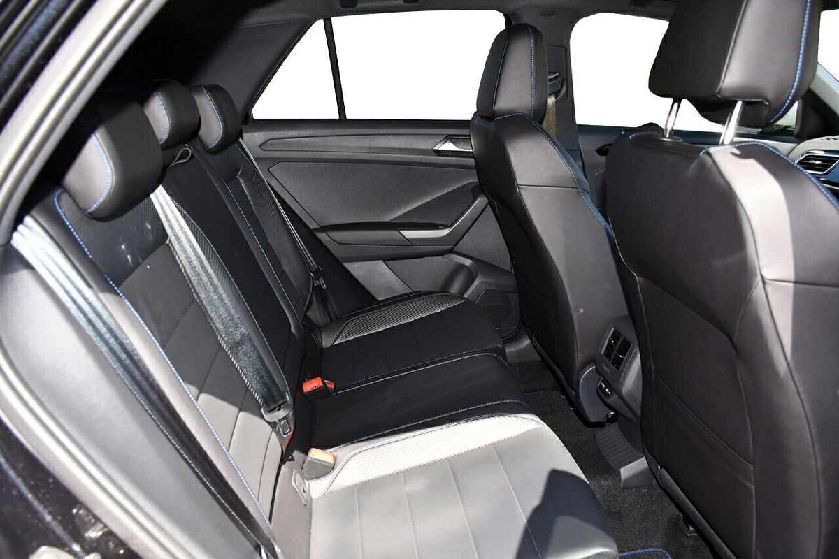 2024 Volkswagen T-Roc R D11