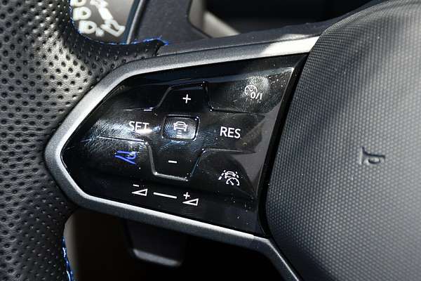 2024 Volkswagen T-Roc R D11