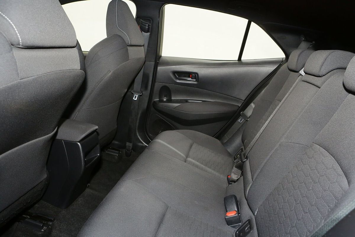 2022 Toyota Corolla Ascent Sport MZEA12R