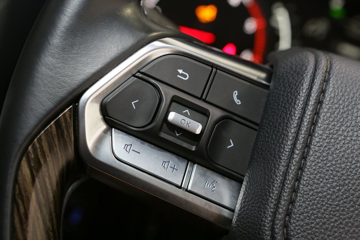 2024 Toyota Landcruiser VX FJA300R