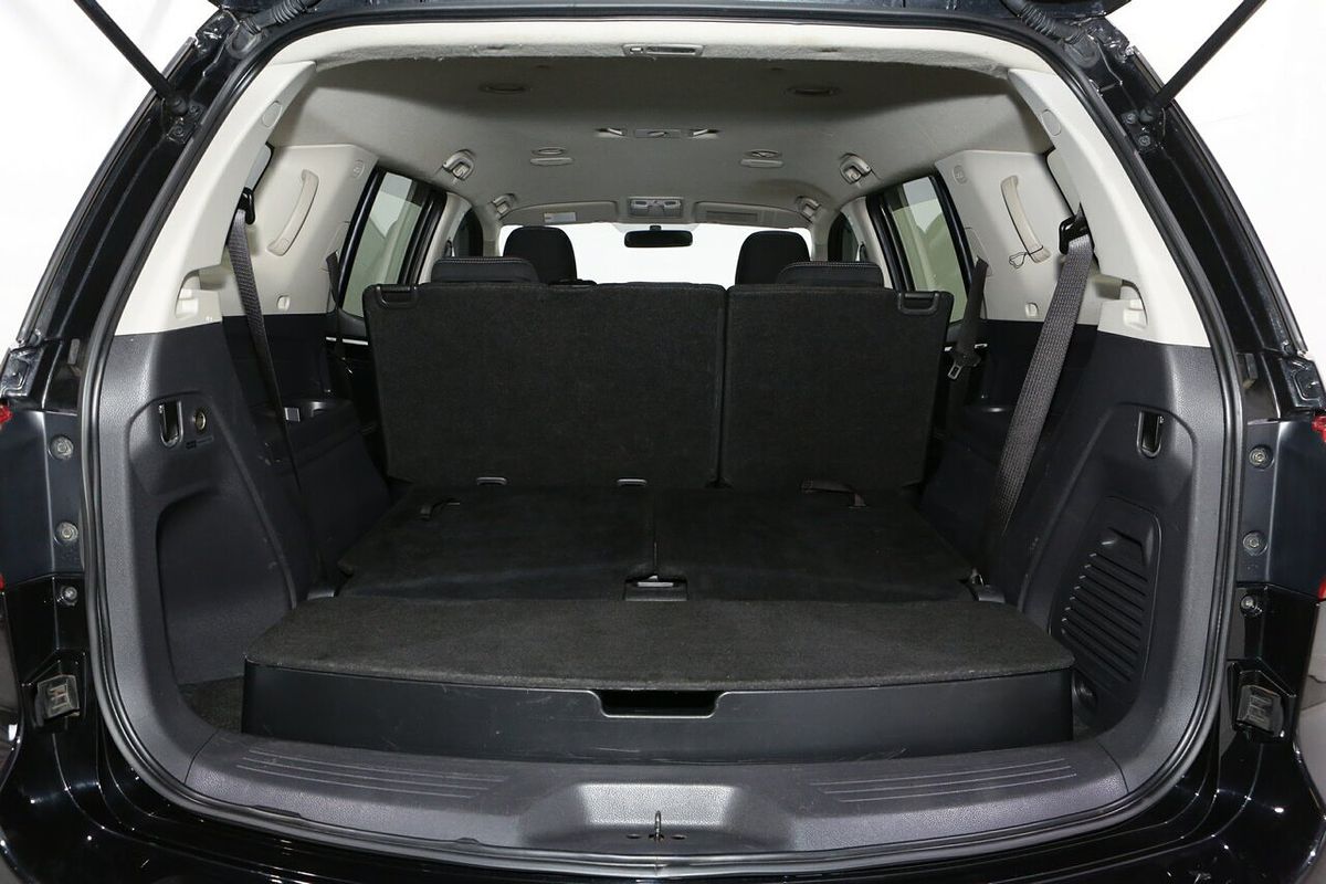 2021 Isuzu MU-X LS-U