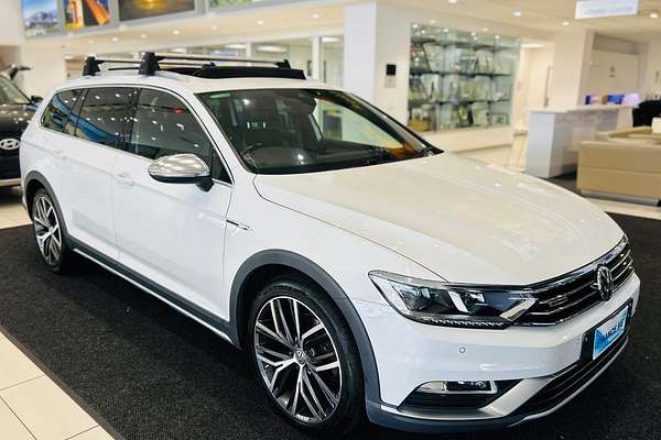 2018 Volkswagen Passat Alltrack Wolfsburg Edition B8