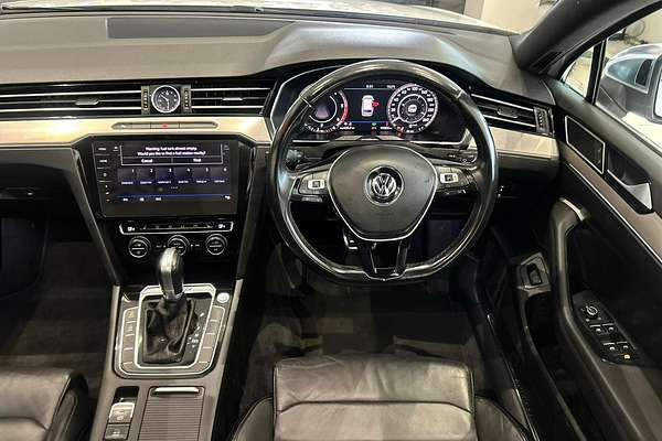 2018 Volkswagen Passat Alltrack Wolfsburg Edition B8