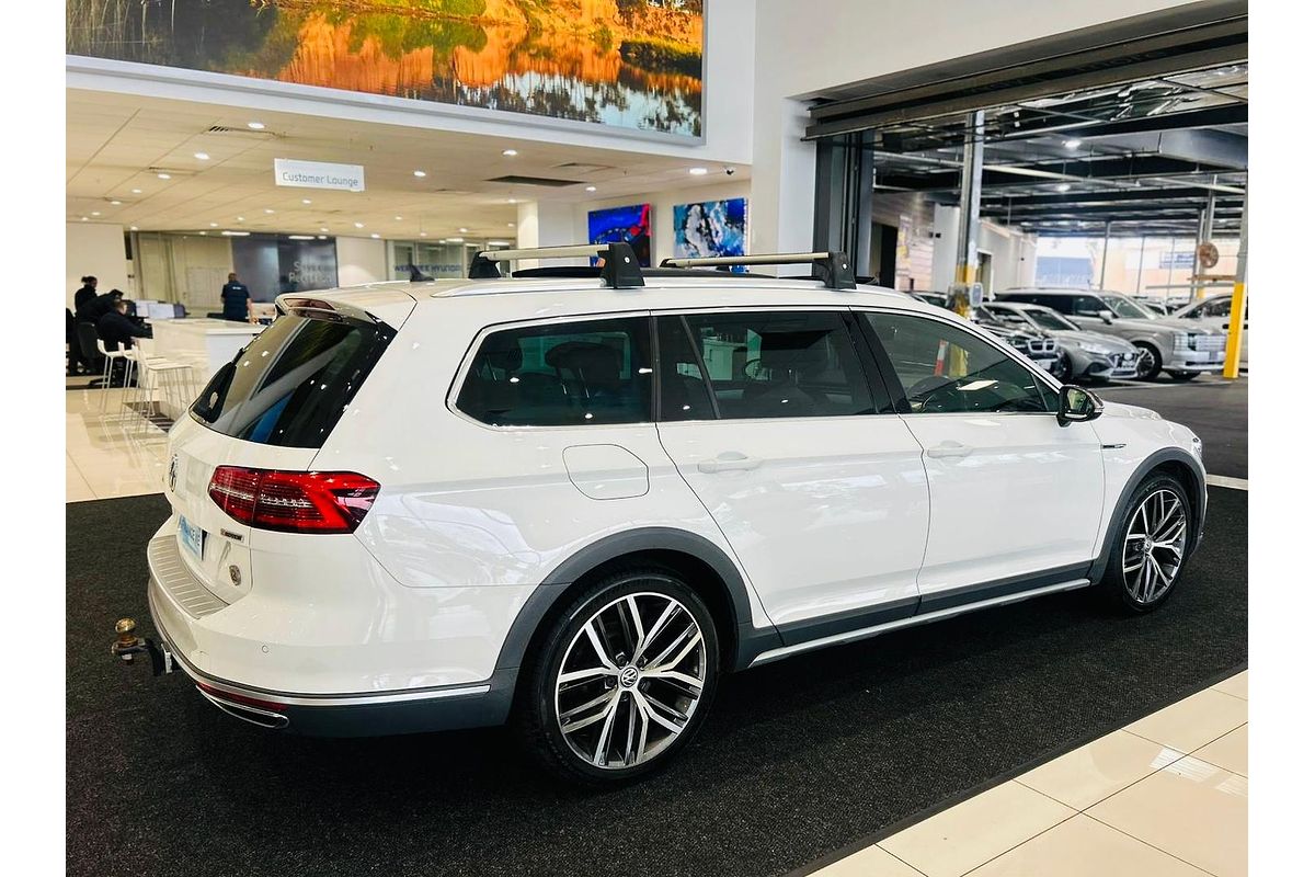 2018 Volkswagen Passat Alltrack Wolfsburg Edition B8