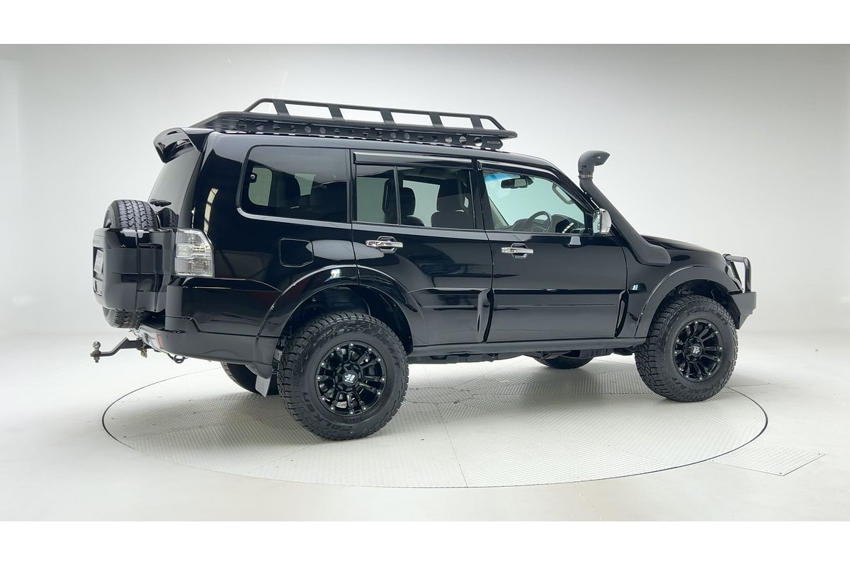 2021 Mitsubishi Pajero GLS NX