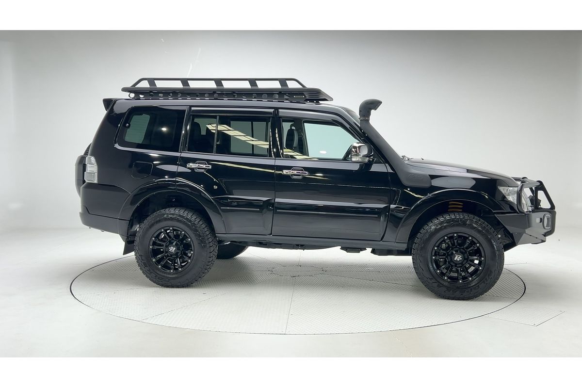 2021 Mitsubishi Pajero GLS NX