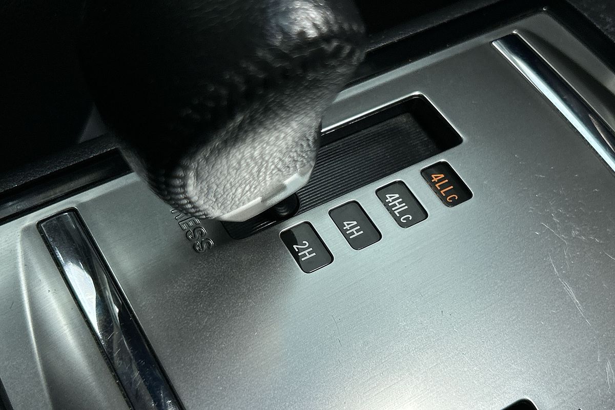 2021 Mitsubishi Pajero GLS NX