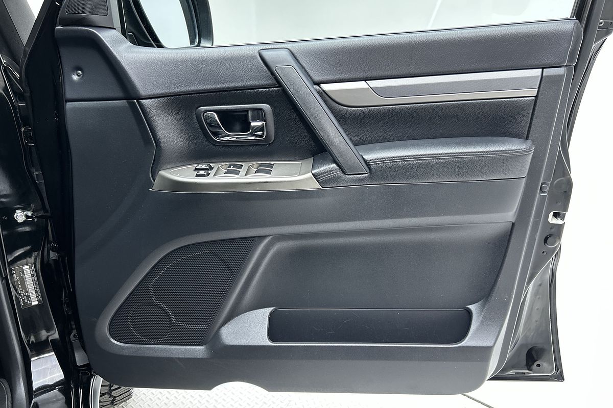 2021 Mitsubishi Pajero GLS NX