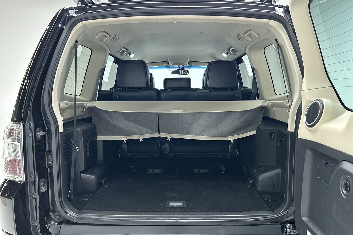 2021 Mitsubishi Pajero GLS NX