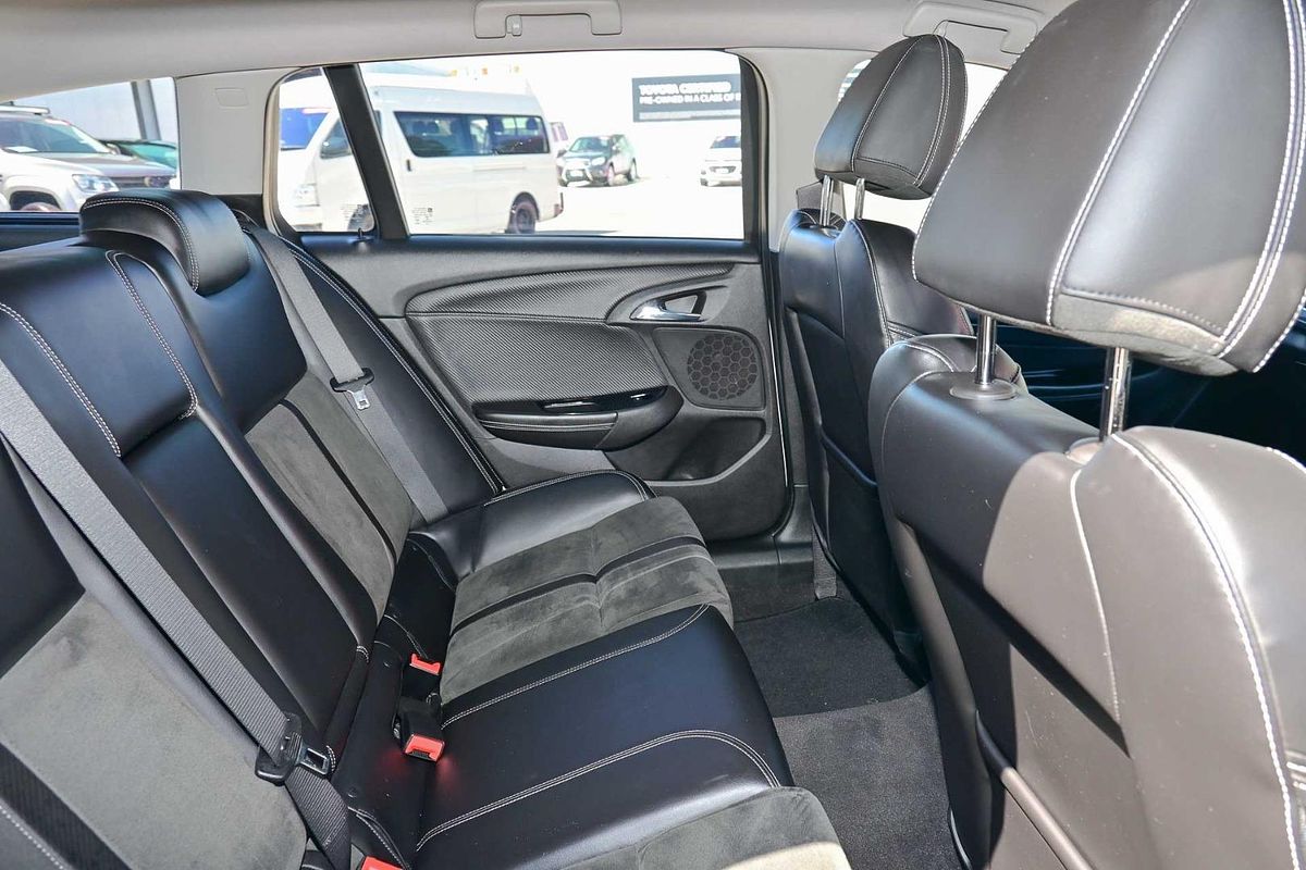 2014 Holden Commodore SV6 VF