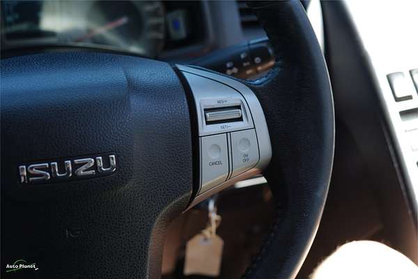 2015 Isuzu MU-X LS-M