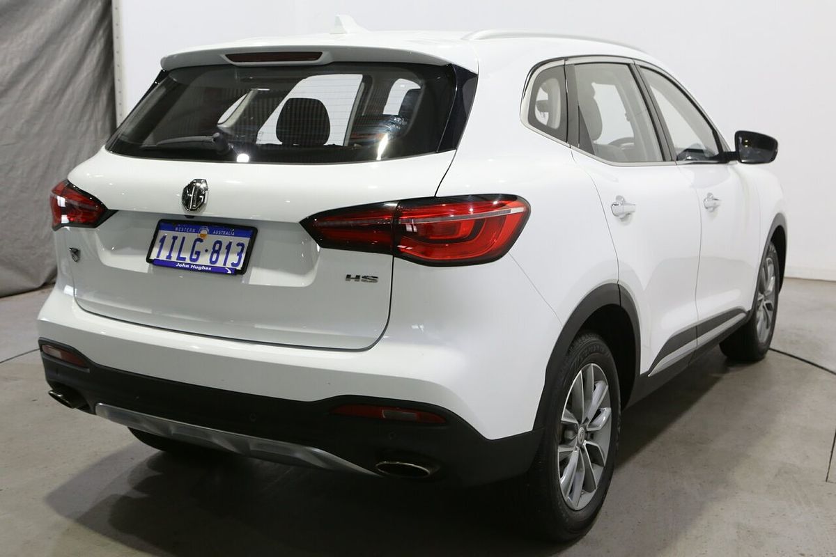 2024 MG HS Vibe SAS23