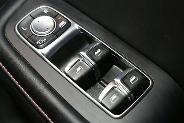 2024 MG HS Vibe SAS23