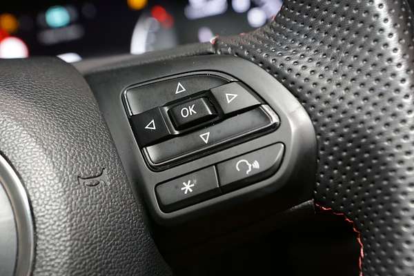 2024 MG HS Vibe SAS23