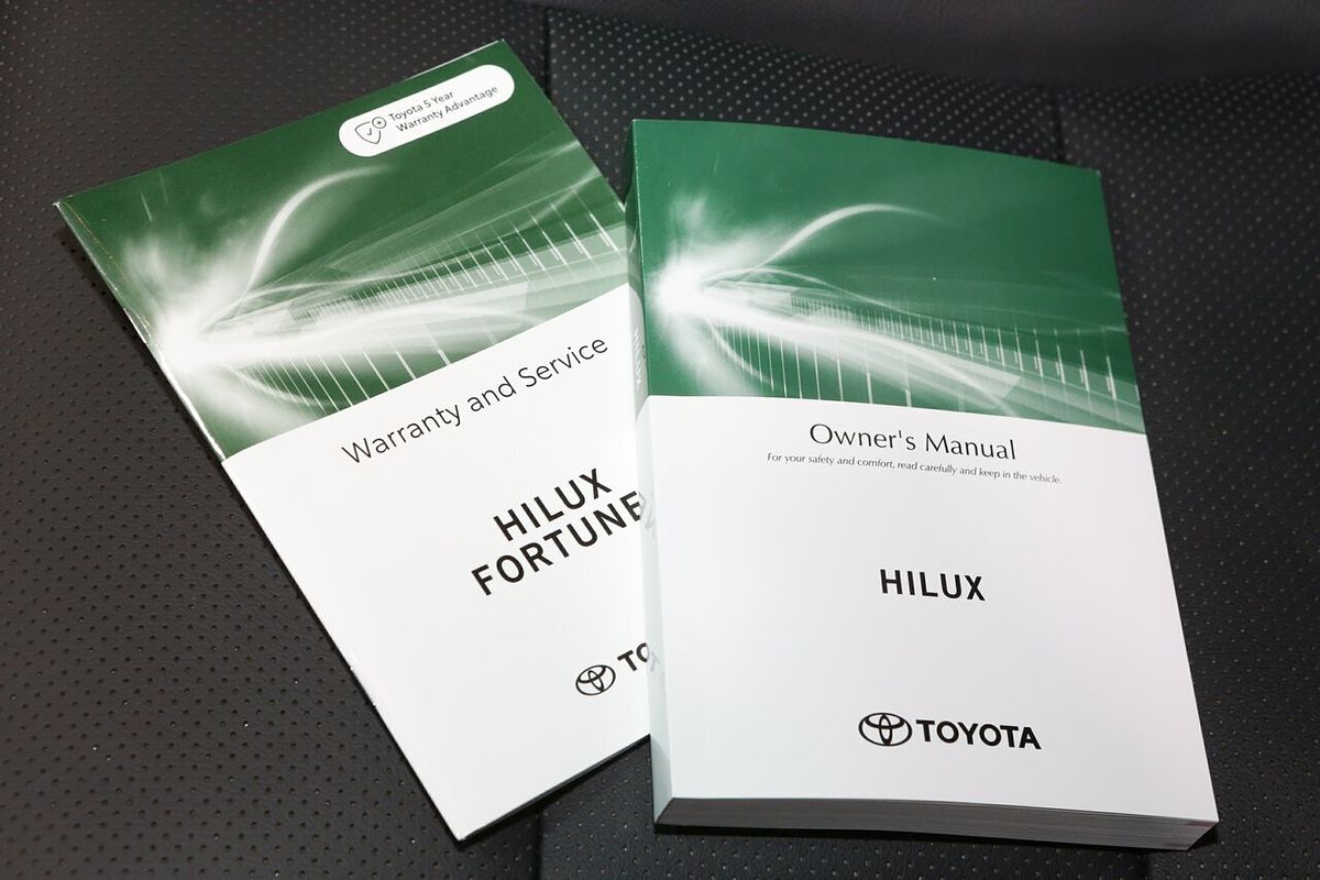 2025 Toyota Hilux Rogue 48V GUN126R 4X4