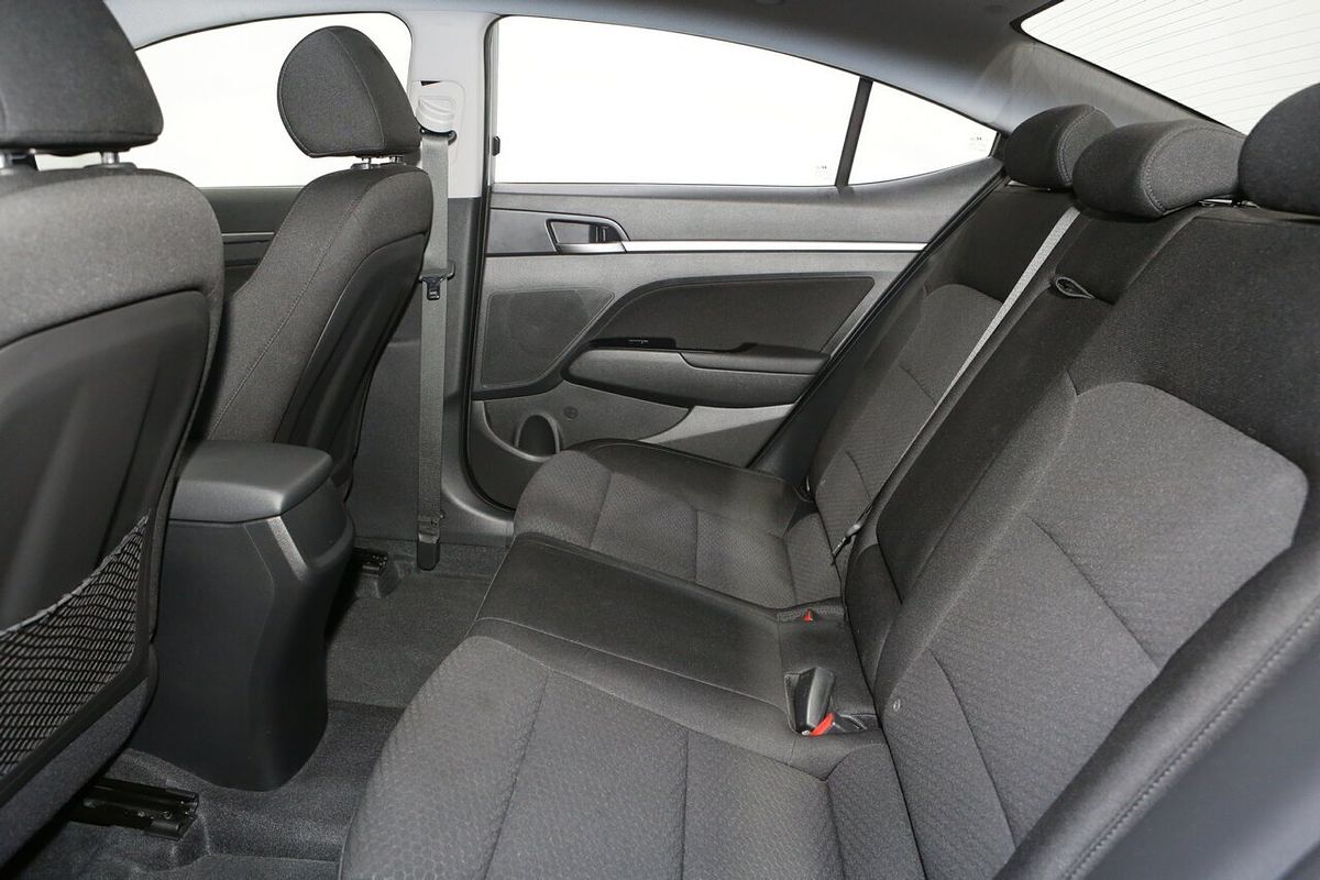 2020 Hyundai Elantra Active AD.2