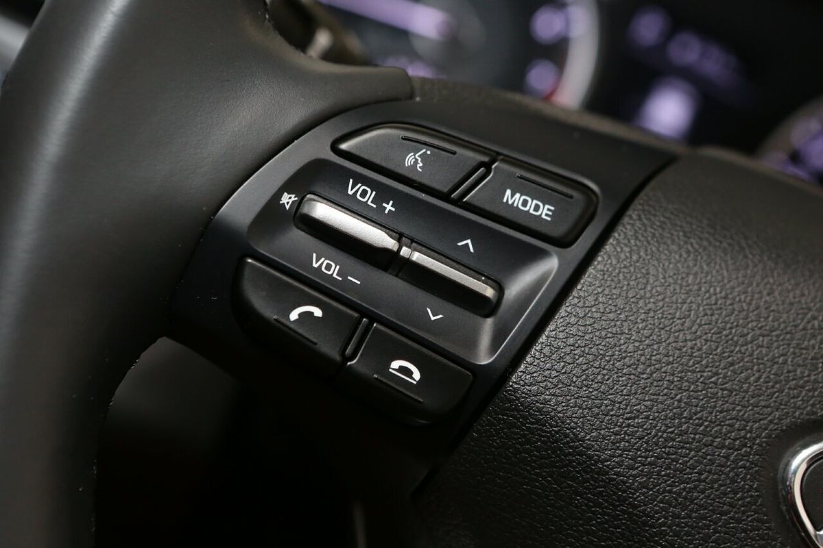 2020 Hyundai Elantra Active AD.2