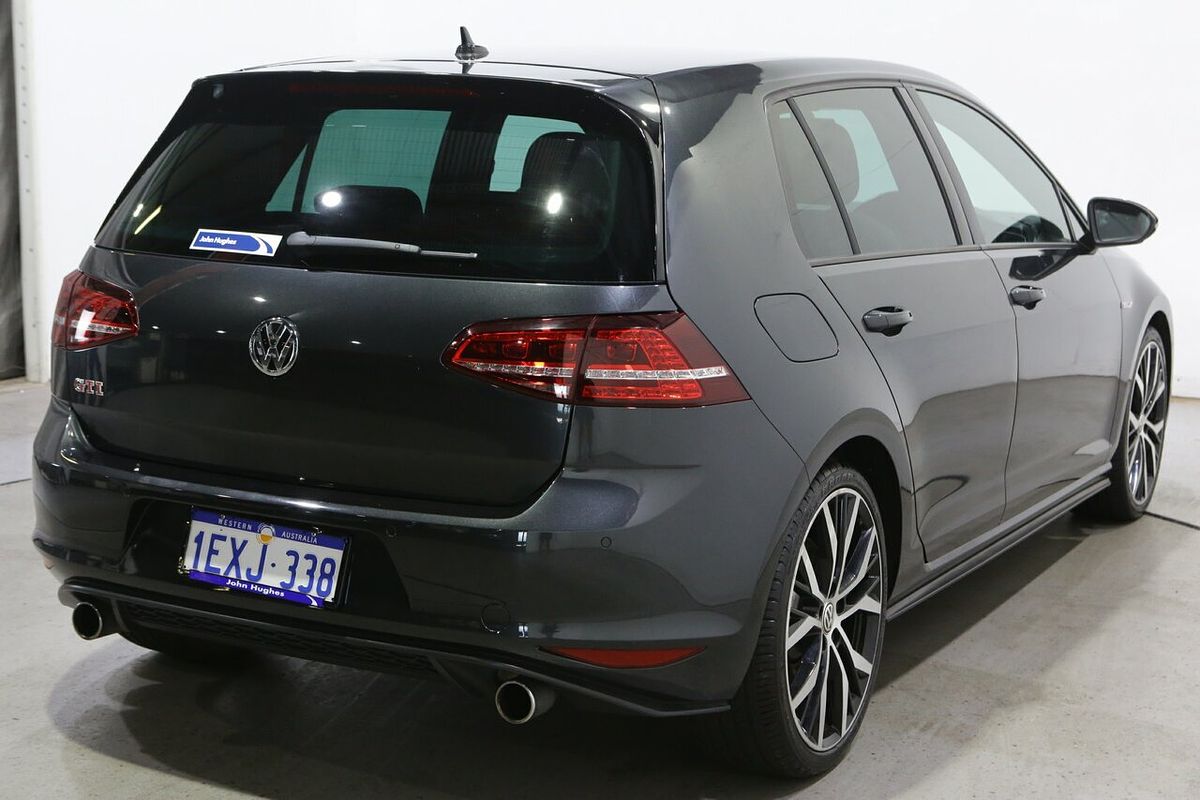 2015 Volkswagen Golf GTI 7