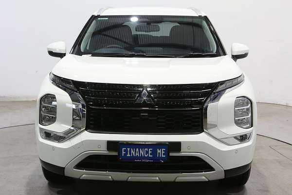 2024 Mitsubishi Outlander LS ZM