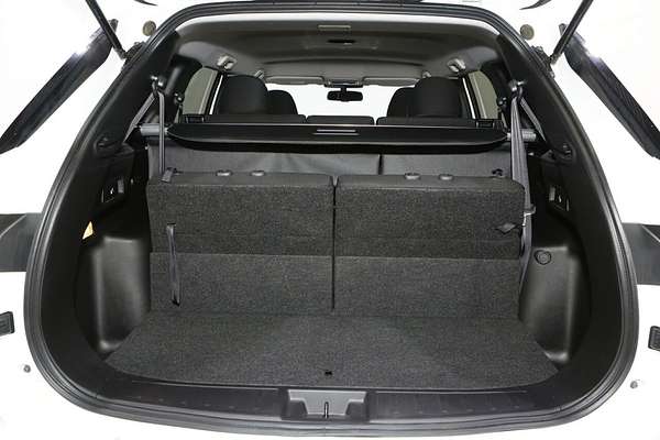 2024 Mitsubishi Outlander LS ZM