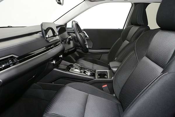 2024 Mitsubishi Outlander LS ZM