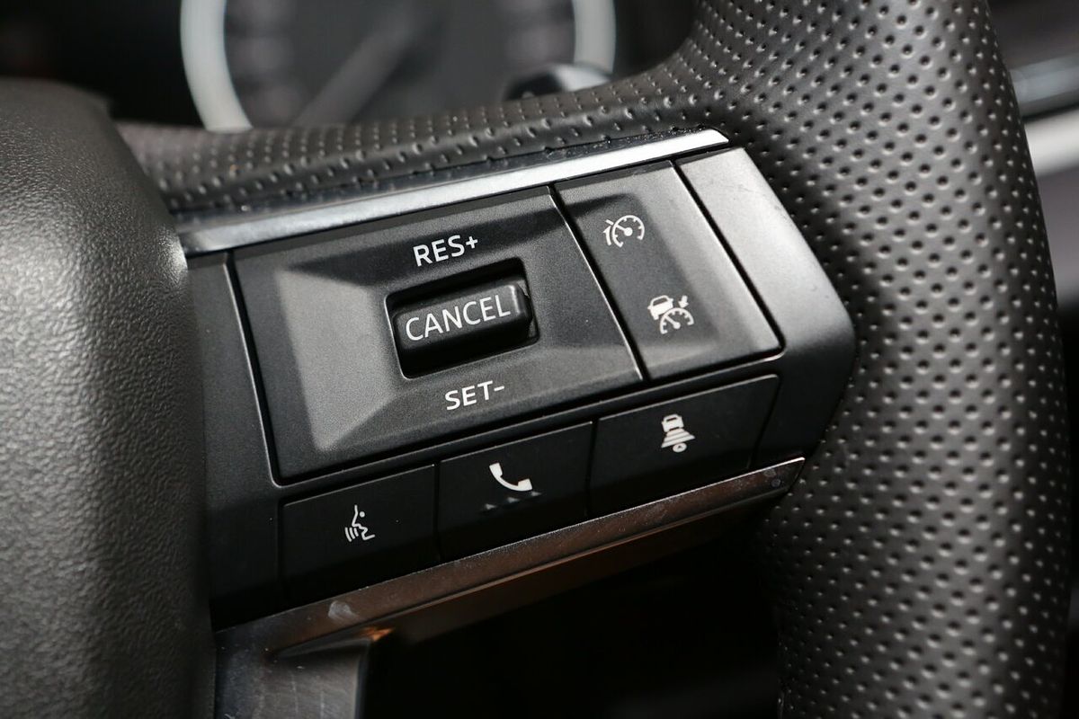 2024 Mitsubishi Outlander LS ZM