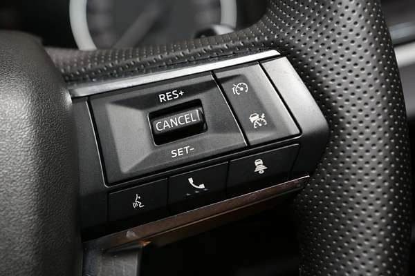 2024 Mitsubishi Outlander LS ZM