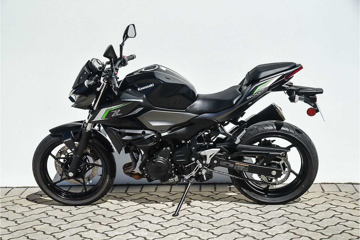 2024 Kawasaki Z500 SE Z