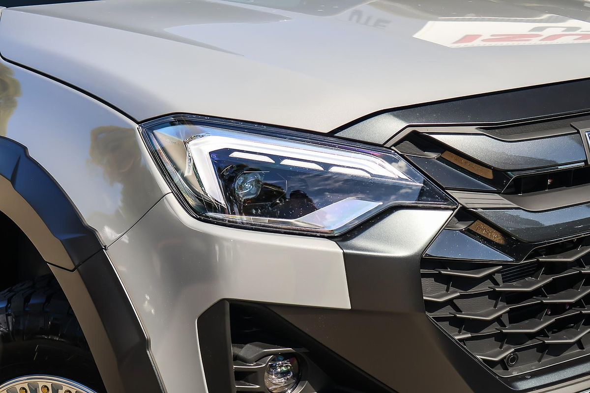 2025 Isuzu D-MAX X-TERRAIN 4X4