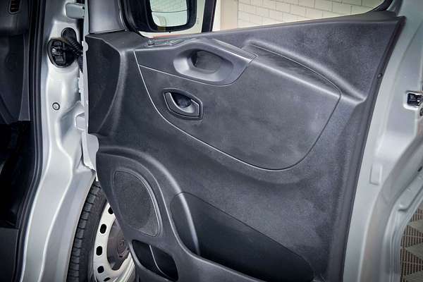 2021 Mitsubishi Express GLX SN SWB