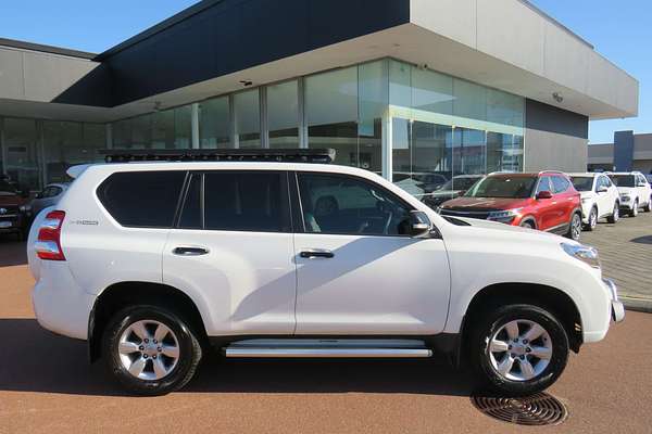 2017 Toyota Landcruiser Prado GX GDJ150R