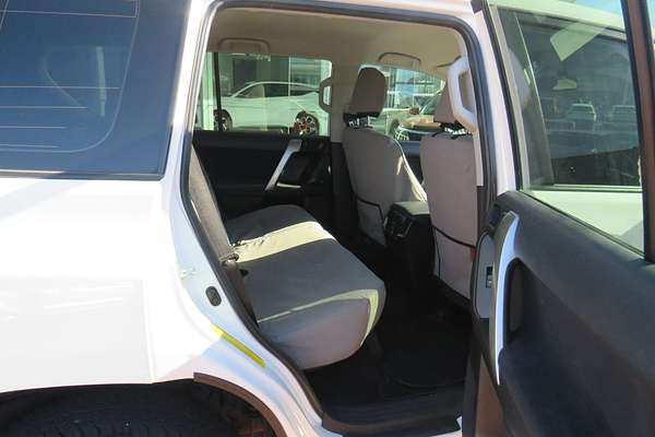 2017 Toyota Landcruiser Prado GX GDJ150R