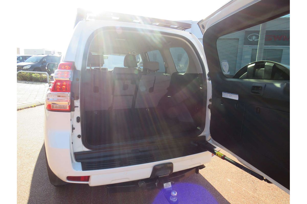 2017 Toyota Landcruiser Prado GX GDJ150R