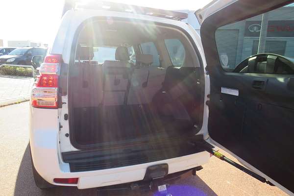 2017 Toyota Landcruiser Prado GX GDJ150R