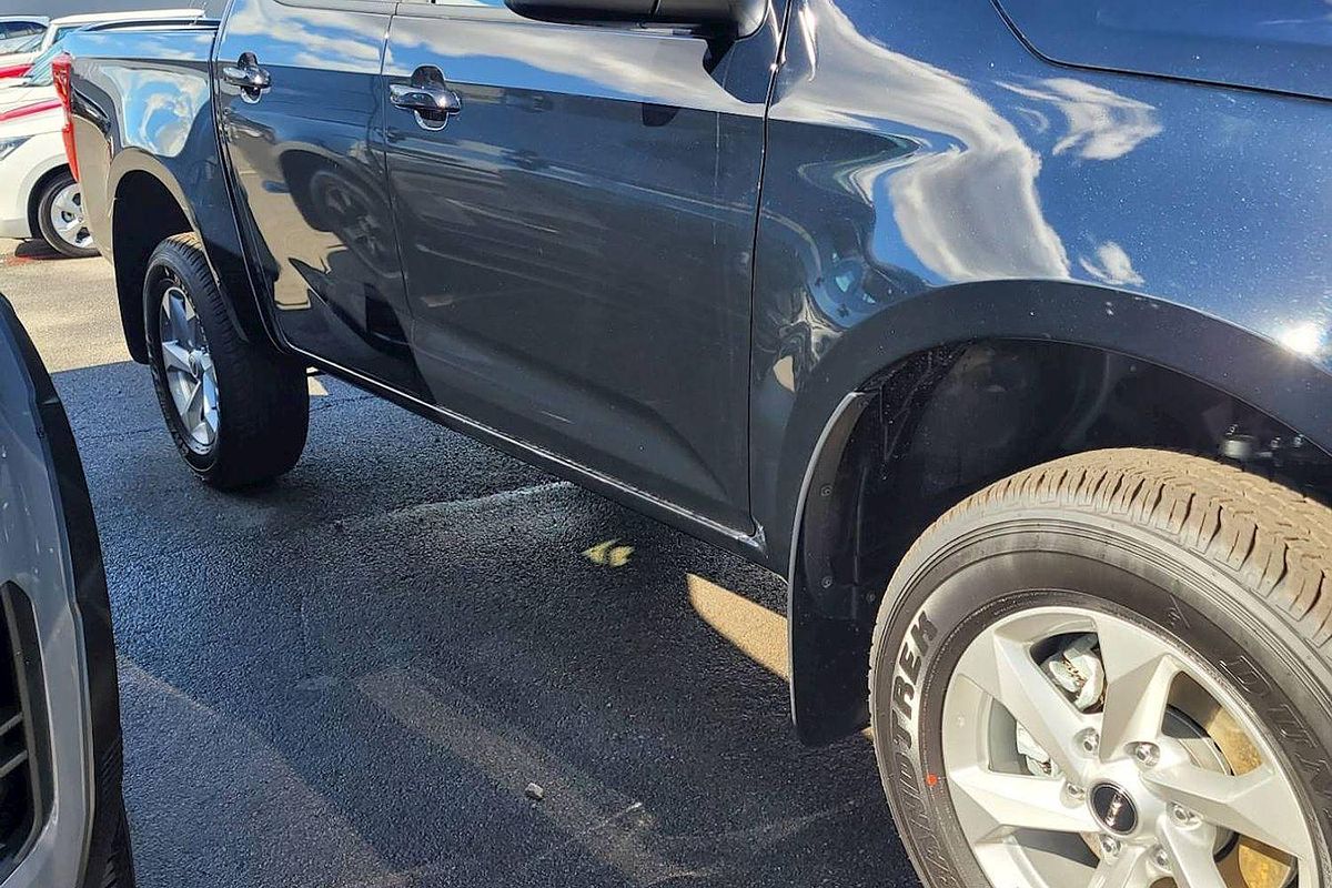 2024 Isuzu D-MAX LS-M 4X4