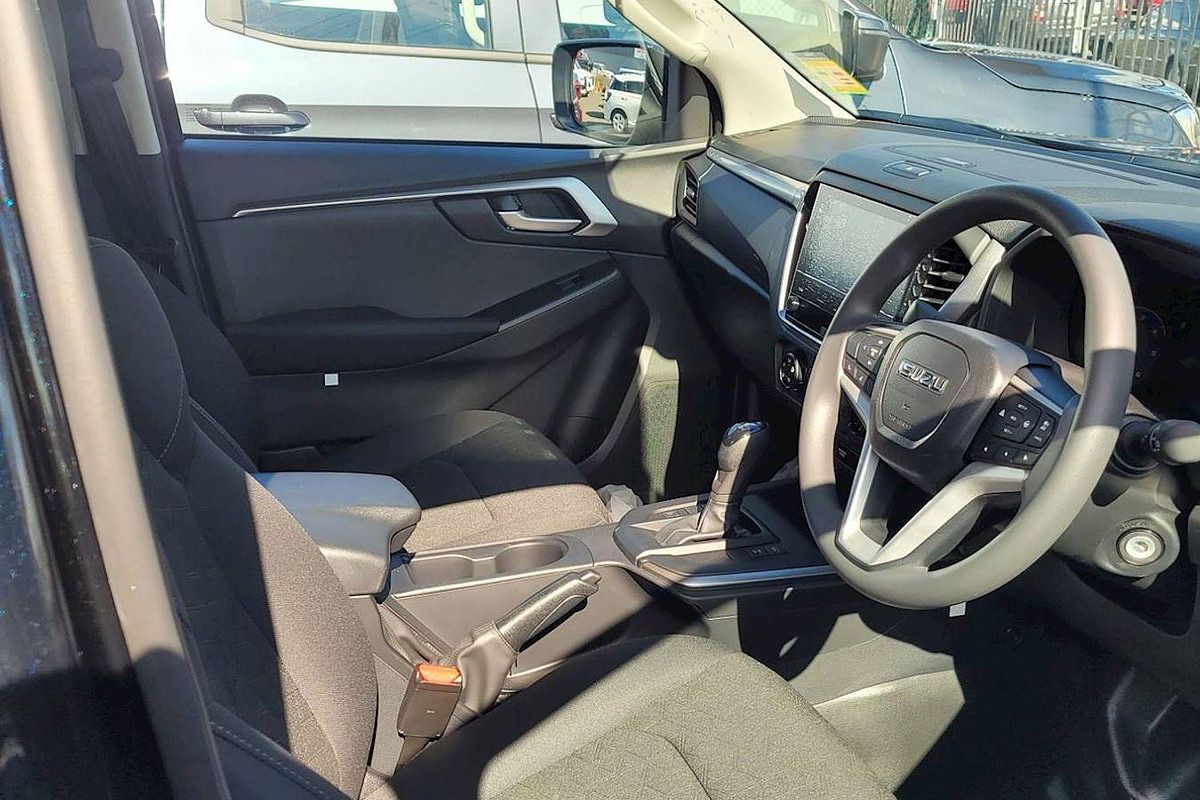 2024 Isuzu D-MAX LS-M 4X4