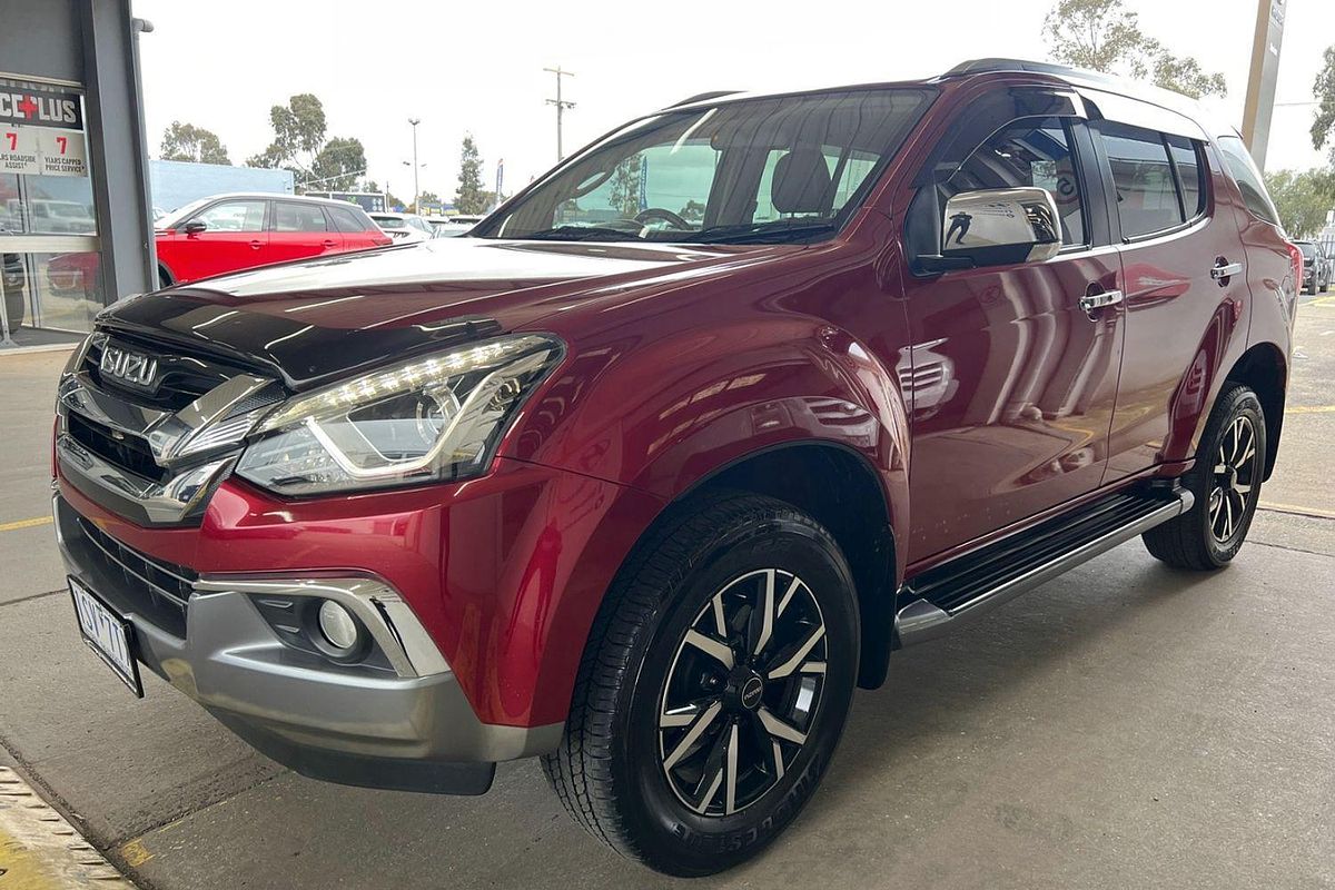 2020 Isuzu MU-X LS-T