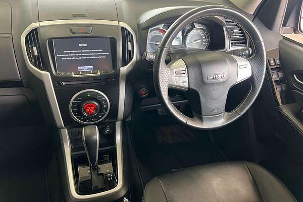 2020 Isuzu MU-X LS-T