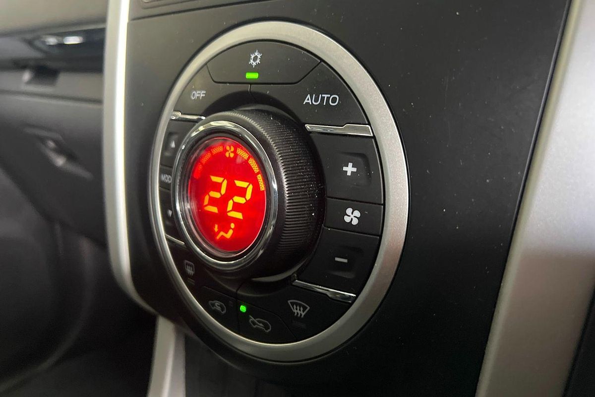 2020 Isuzu MU-X LS-T