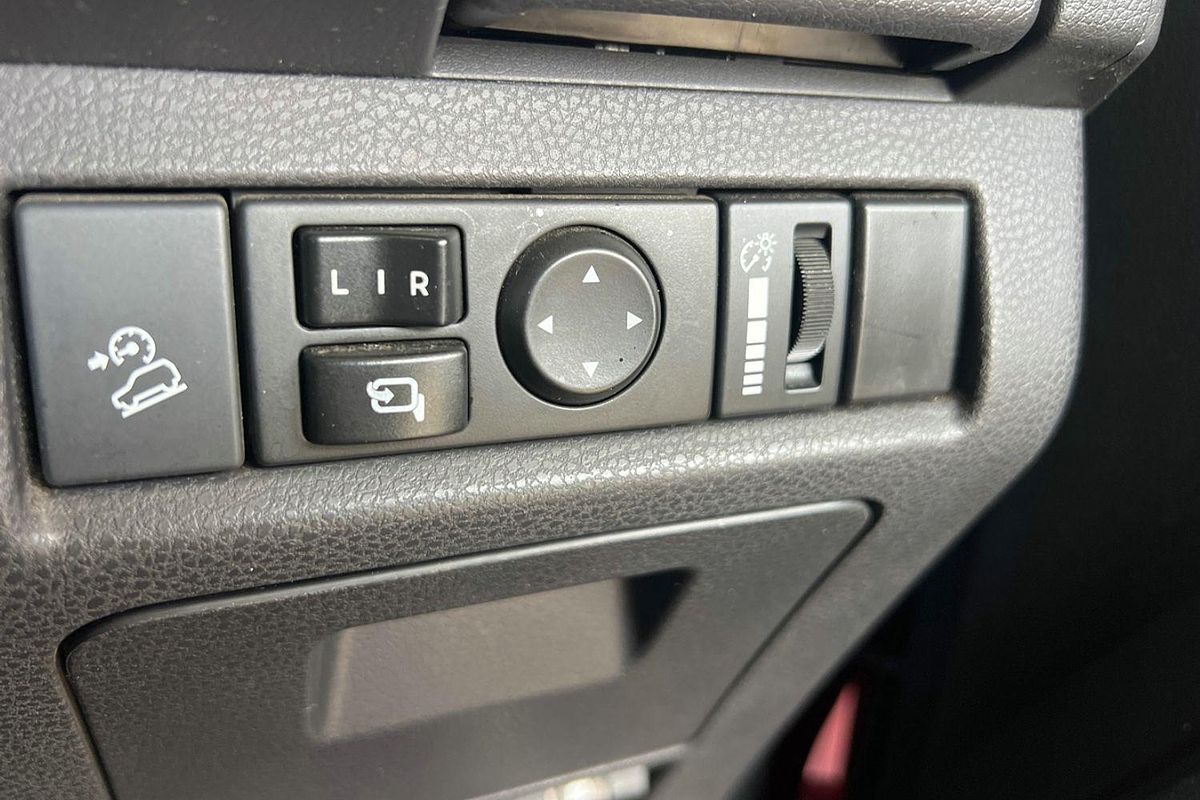 2020 Isuzu MU-X LS-T