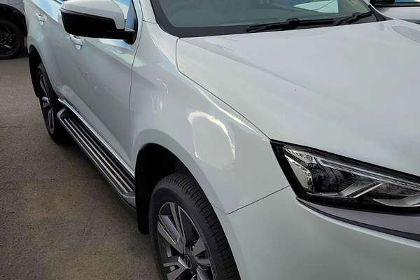 2023 Isuzu MU-X LS-T