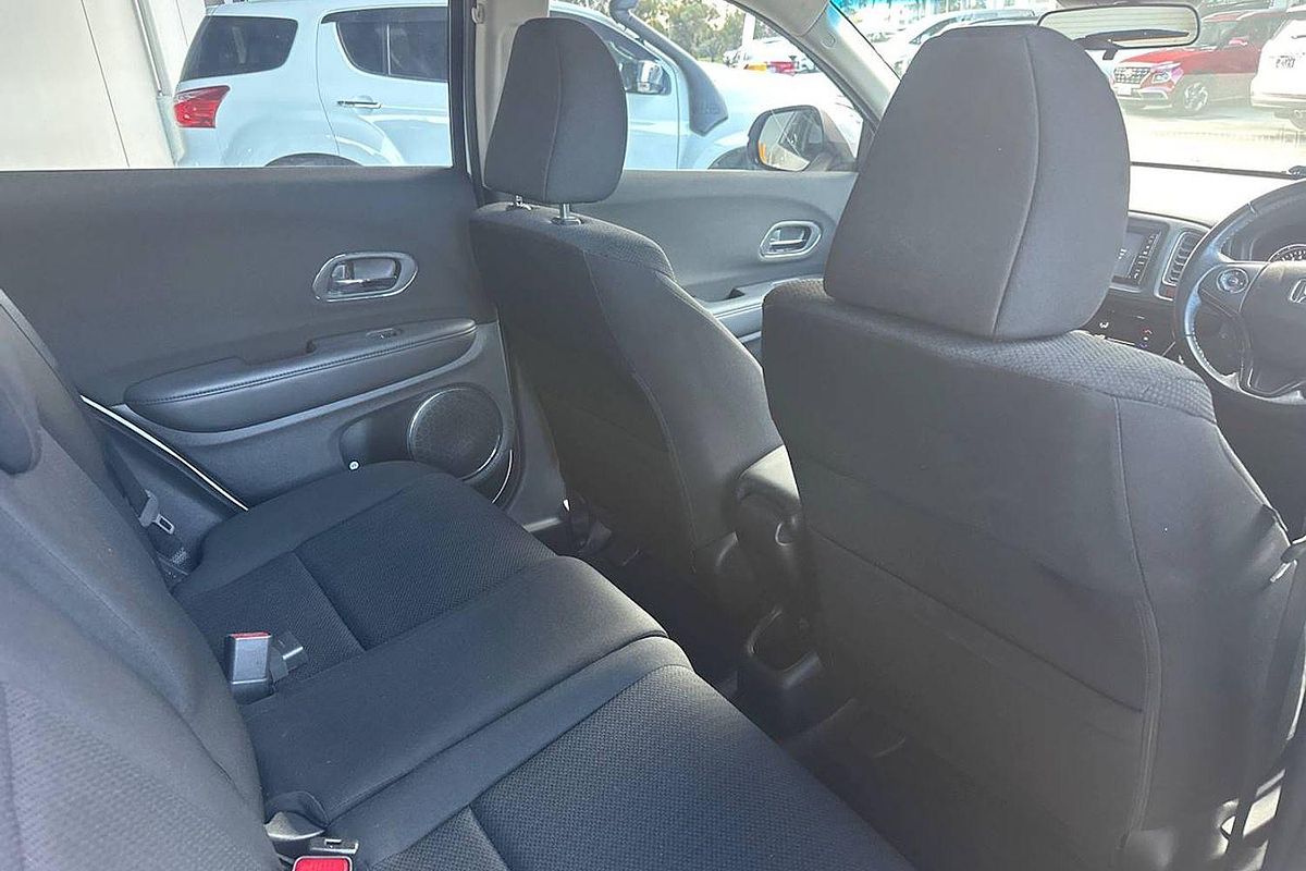 2017 Honda HR-V VTi-S