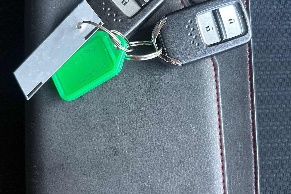 2017 Honda HR-V VTi-S