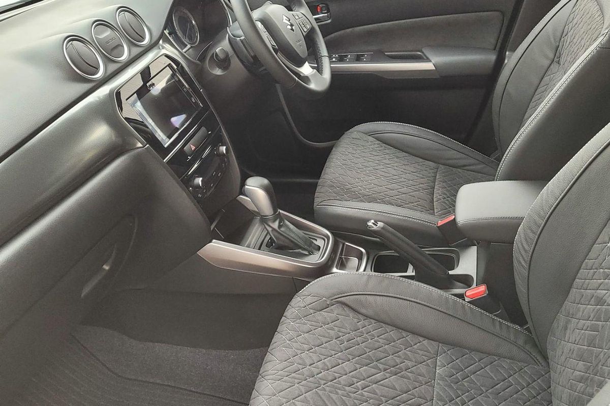 2024 Suzuki Vitara Turbo LY Series II