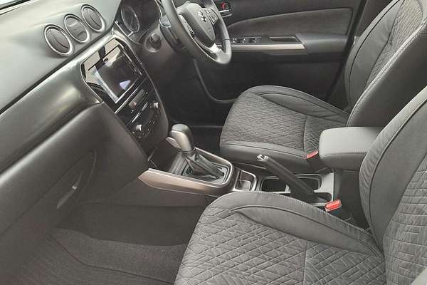2024 Suzuki Vitara Turbo LY Series II