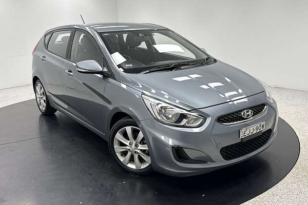 2018 Hyundai Accent Sport RB6