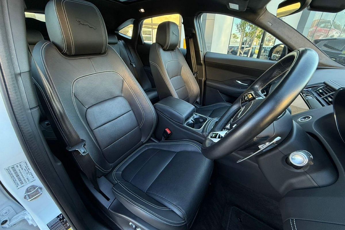 2021 Jaguar E-PACE P250 R-Dynamic SE X540