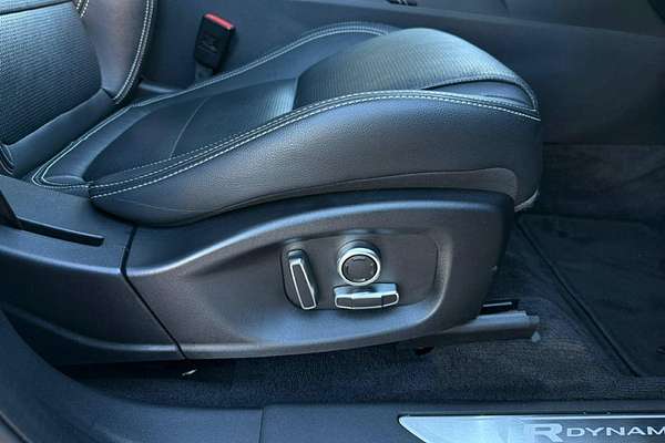 2021 Jaguar E-PACE P250 R-Dynamic SE X540