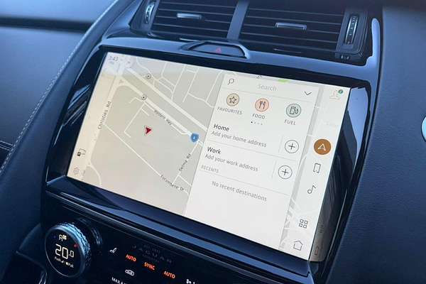 2021 Jaguar E-PACE P250 R-Dynamic SE X540