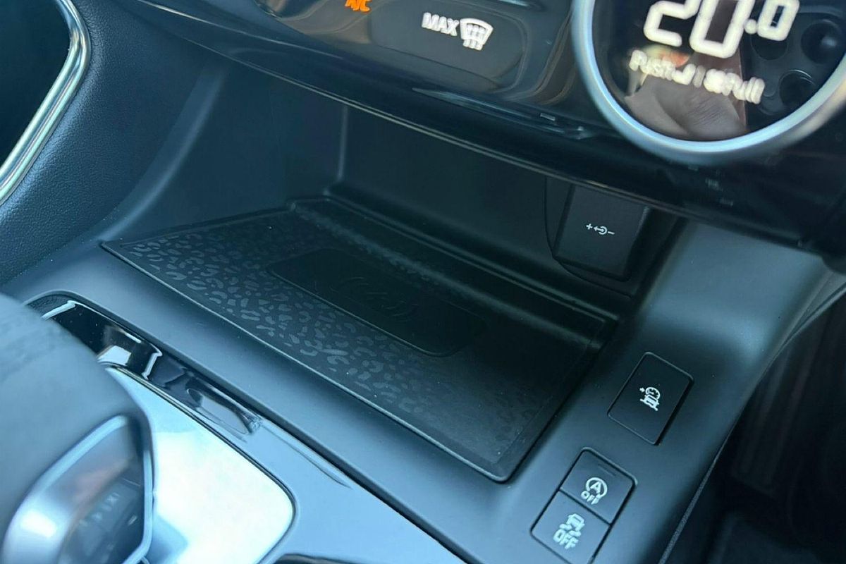 2021 Jaguar E-PACE P250 R-Dynamic SE X540